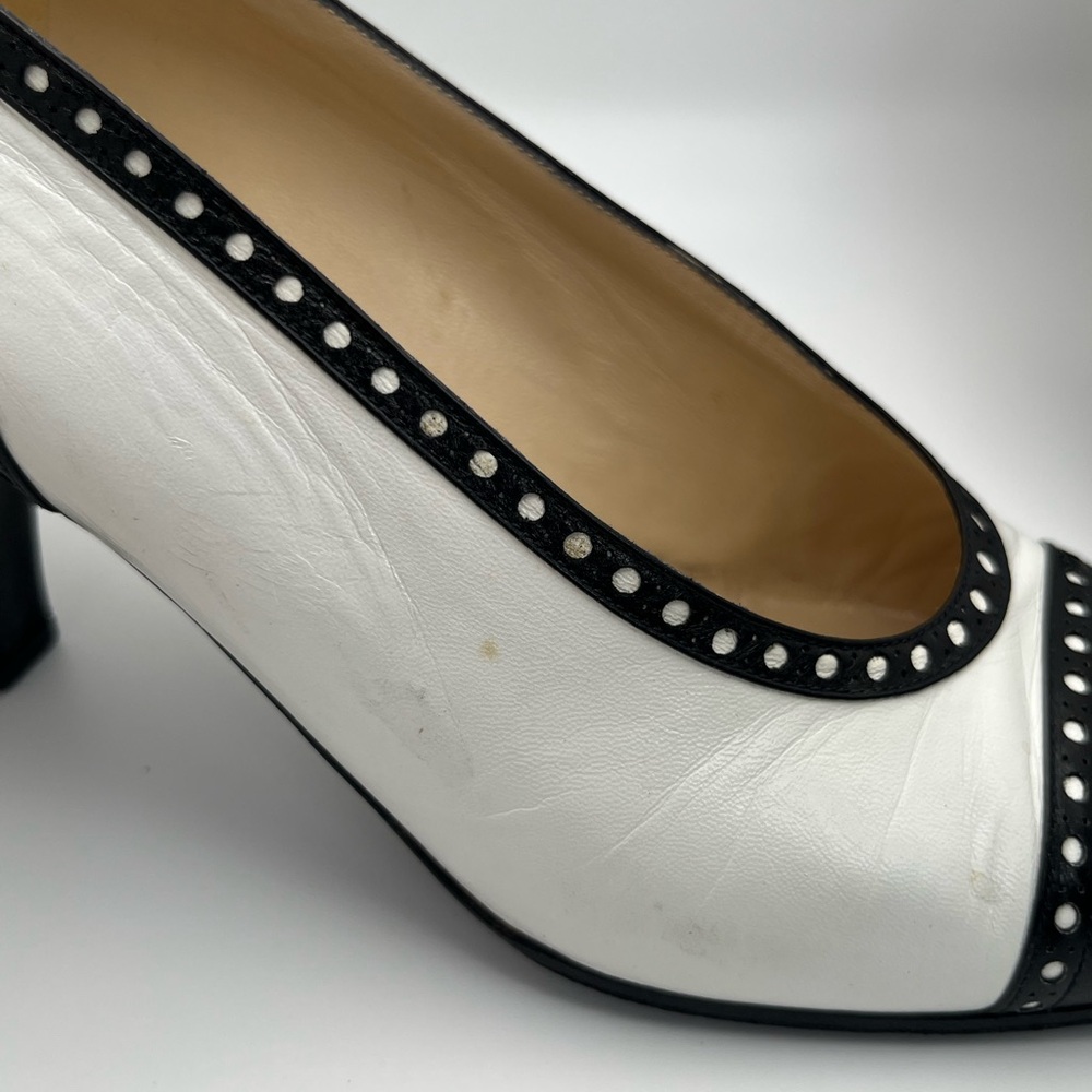 Vintage CHANEL Spectator Pumps / Heels Women’s 7.5 - Picture 12 of 14